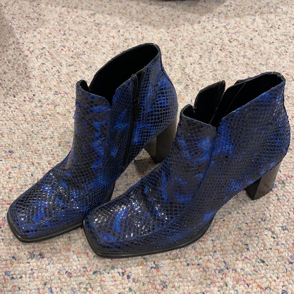 COPY - Snakeskin Booties